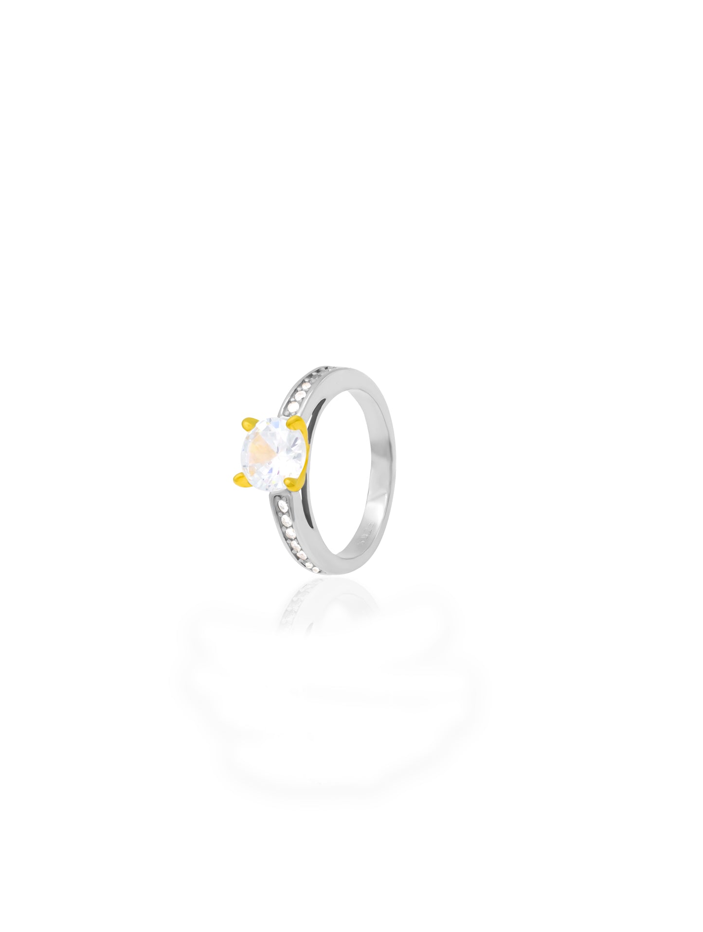 Sparkling Halo Majesty Solitaire Ring