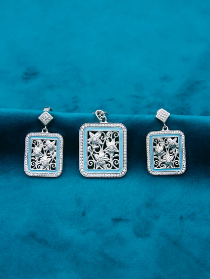 Denim Daisies Pendant Set