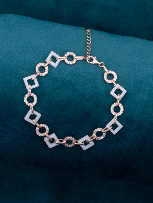 Chain Patterned Bracelet