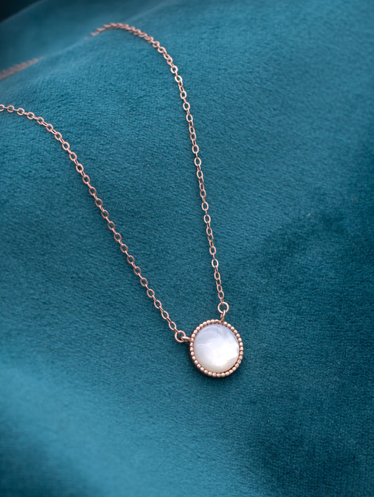 Mother of Pearl Pendant Chain