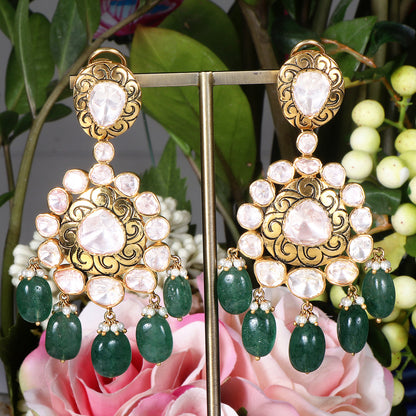 Elegant Emerald and Gold Necklace with Matching Earrings