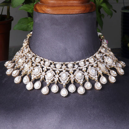 Leaf Pattern Polki Necklace with Matching Earrings